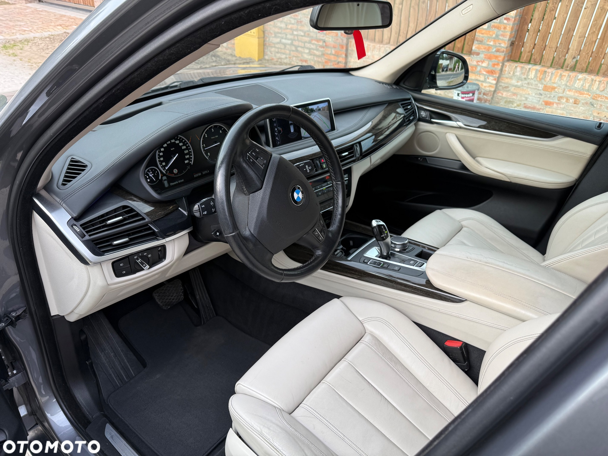 BMW X5 xDrive40d - 9