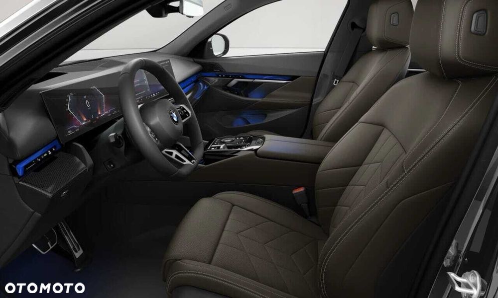 BMW Seria 5 520d xDrive mHEV M Sport - 12
