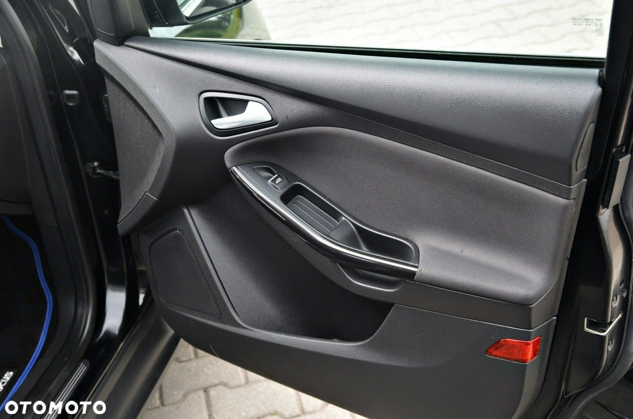 Ford Focus - 22