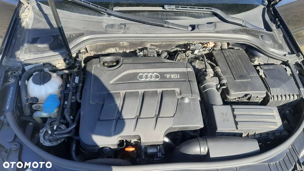 Audi A3 Sportback 2.0 TDI DPF Ambition - 14