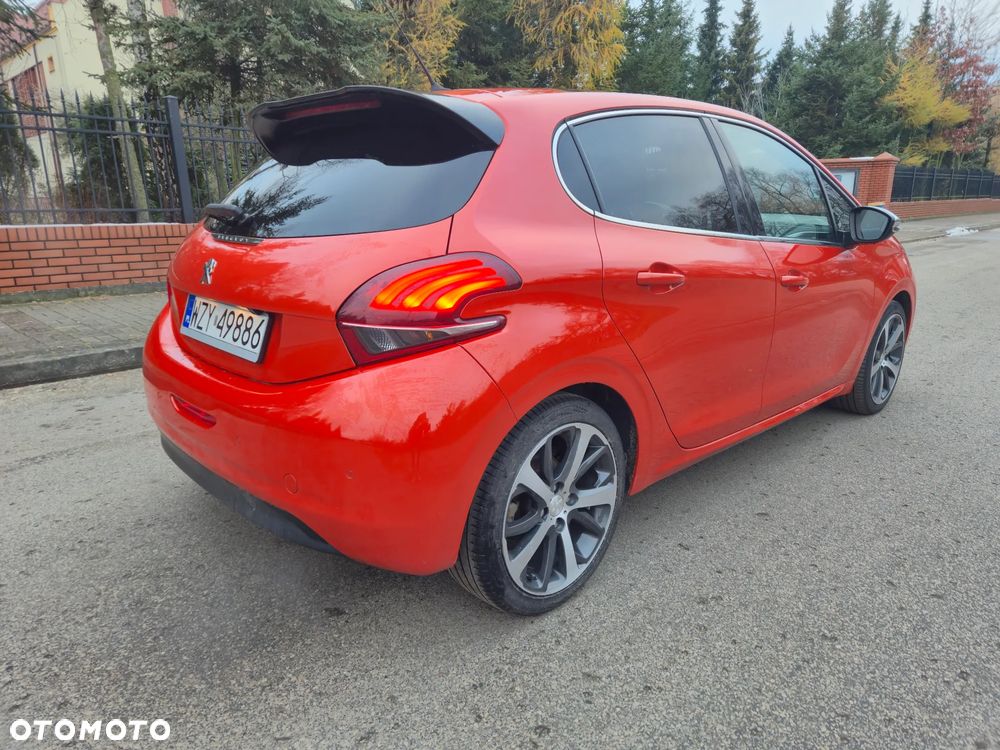 Peugeot 208 165 THP Stop & Start Allure - 12