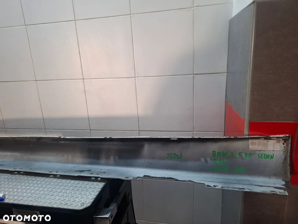 Nakładka listwa progowa prawa BMW 3 F30 rok 2016 kolor 300 - 5