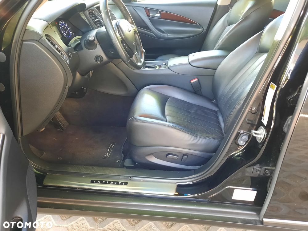 Infiniti EX - 17