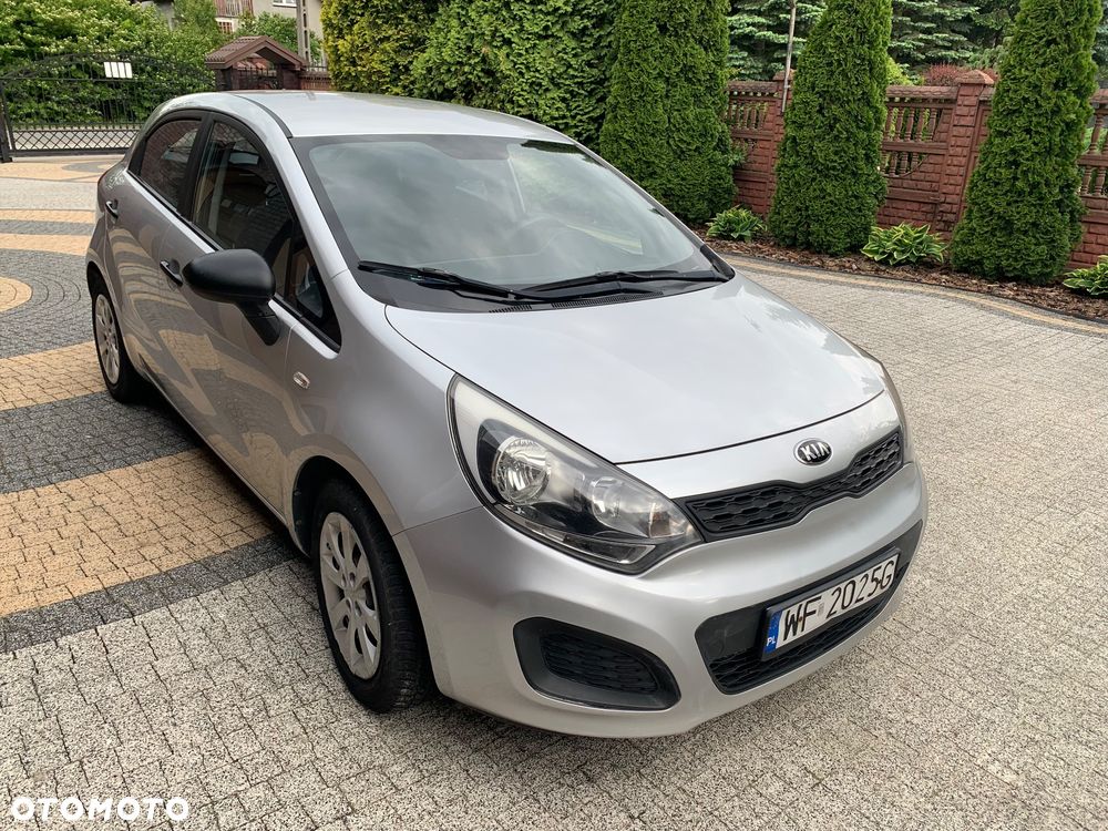 Kia Rio 1.4 M - 27