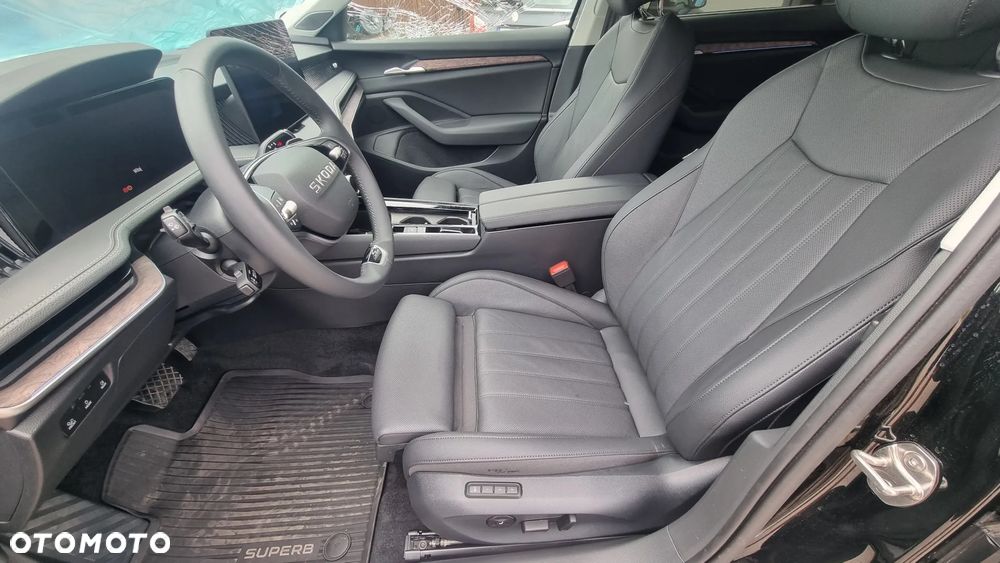 Skoda Superb 2.0 TDI SCR 4x4 L&K DSG - 10