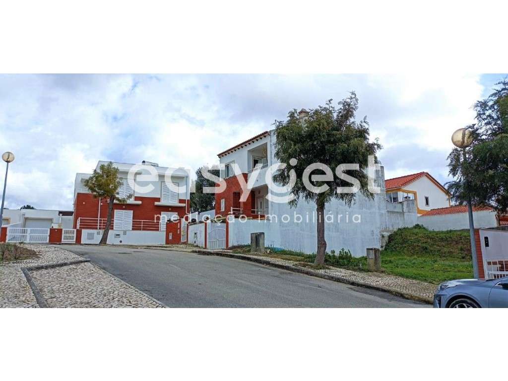 Lote de Terreno com 140 m2 localizado entre o campo e a cidade - Grande imagem: 5/19