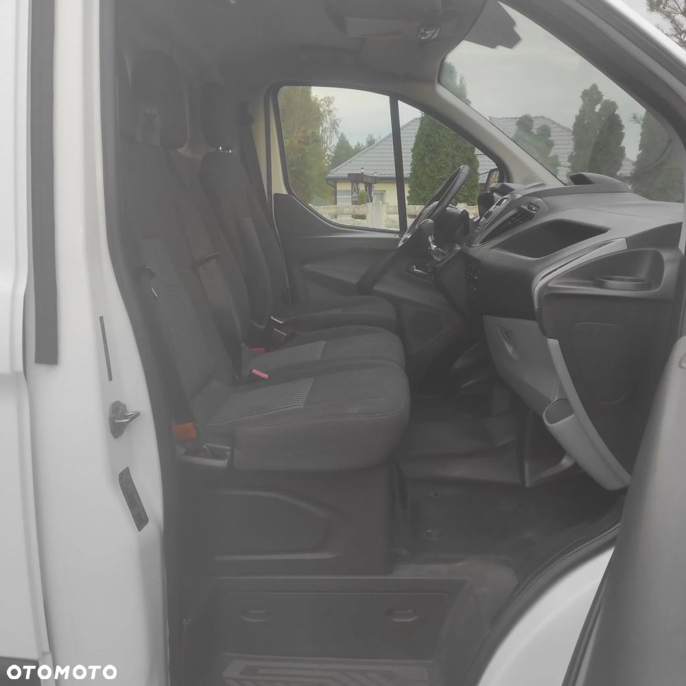 Ford Transit Custom - 15