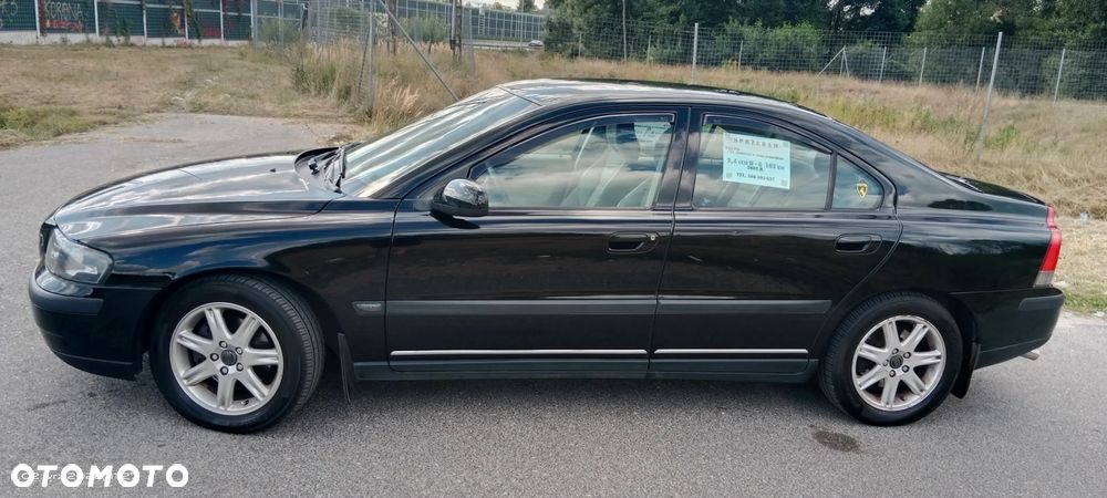 Volvo S60 2.4 D5 - 24
