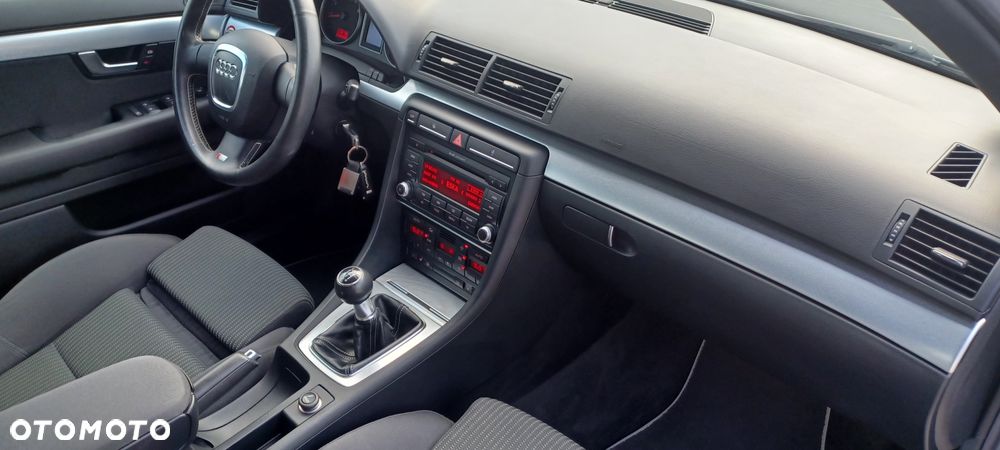 Audi A4 Avant 1.8 T - 22