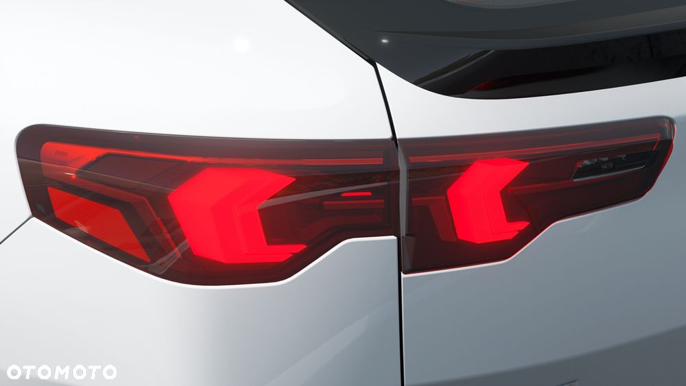 BMW iX2 eDrive20 - 8