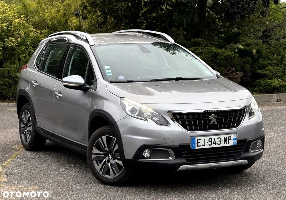 Peugeot 2008 1.2 Pure Tech GPF Allure S&S - 11