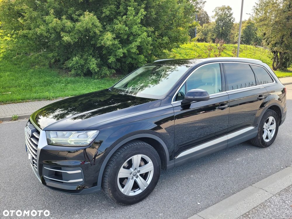 Audi Q7 - 1