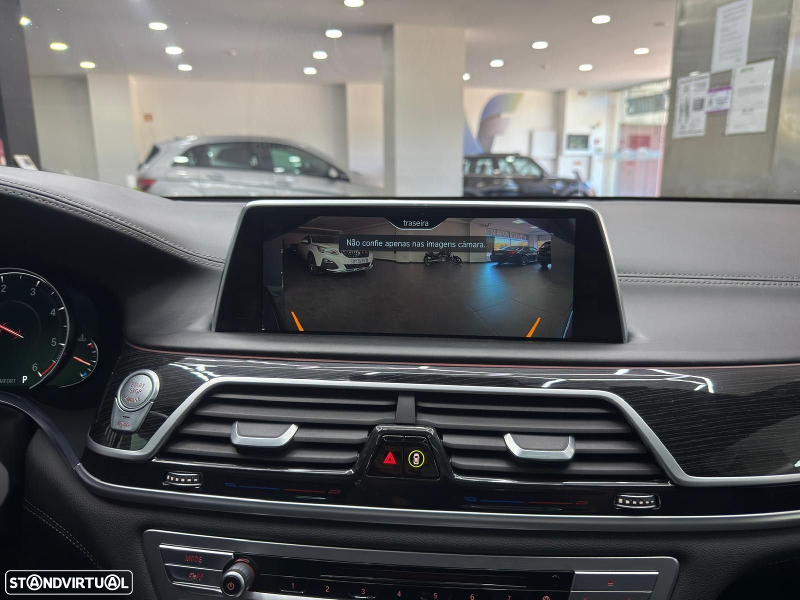 BMW 740 d xDrive Pack M - 31