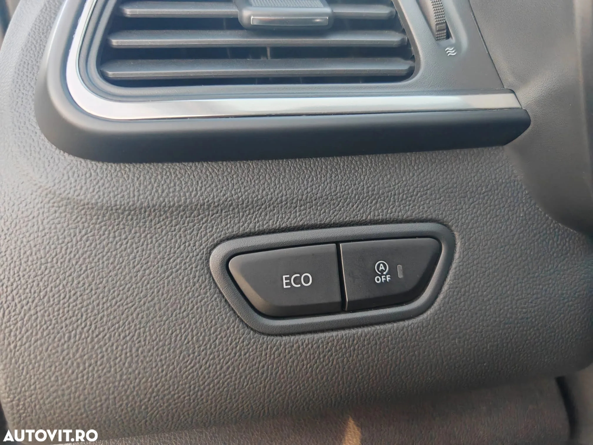 Renault Kadjar BLUE dCi 115 EDC EQUILIBRE - 17