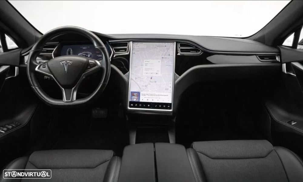Tesla Model S - 4