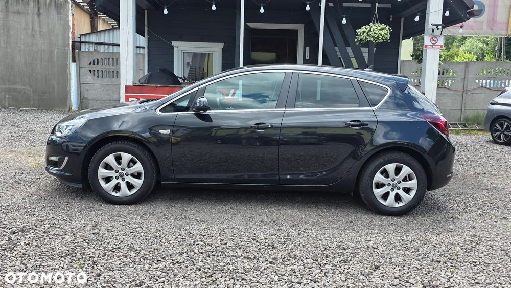 Opel Astra 1.4 T Cosmo EU6 - 24