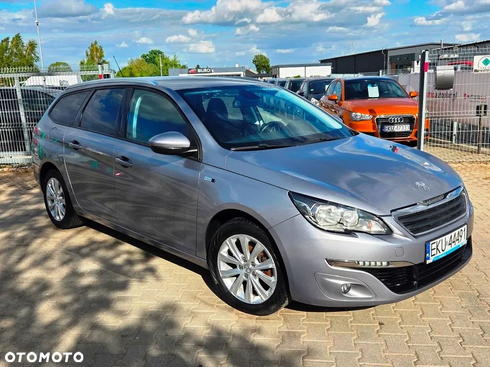 Peugeot 308 1.6 e-HDi Allure S&S - 4