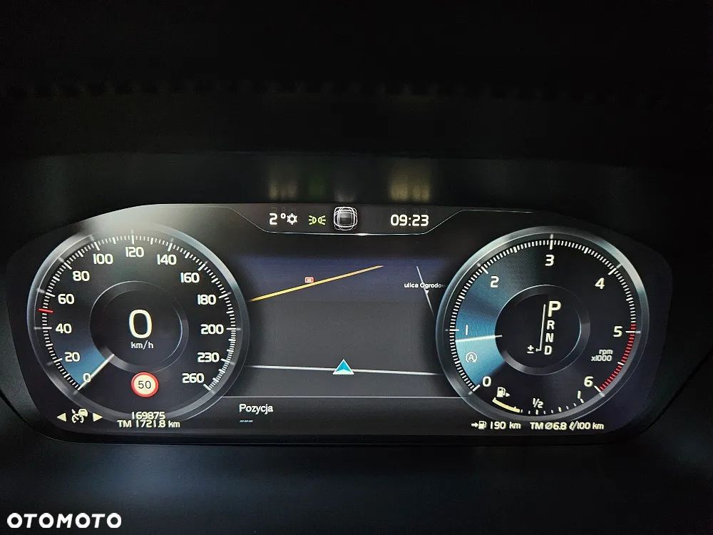 Volvo V90 Cross Country D4 AWD Geartronic Pro - 16