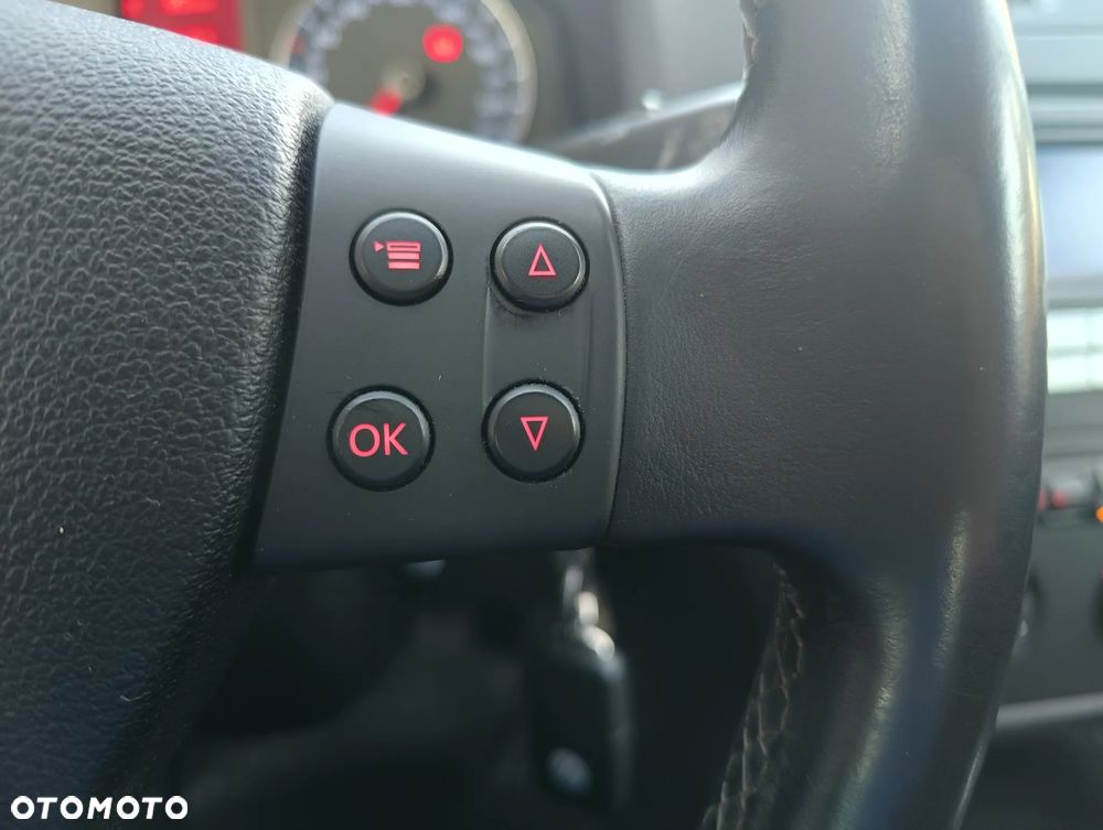 Volkswagen Golf 1.6 United - 25