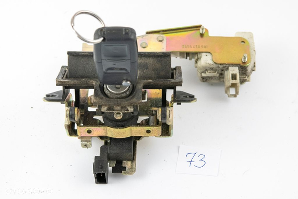 Zamek tylnej klapy bagażnika z kluczykiem Skoda Octavia I lift 1U6827565J