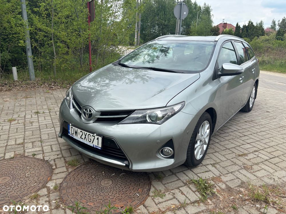 Toyota Auris 1.6 Premium Comfort - 3