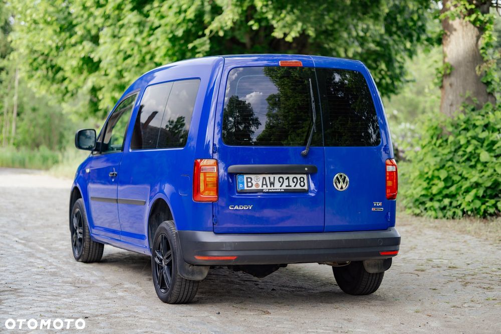 Volkswagen Caddy - 11