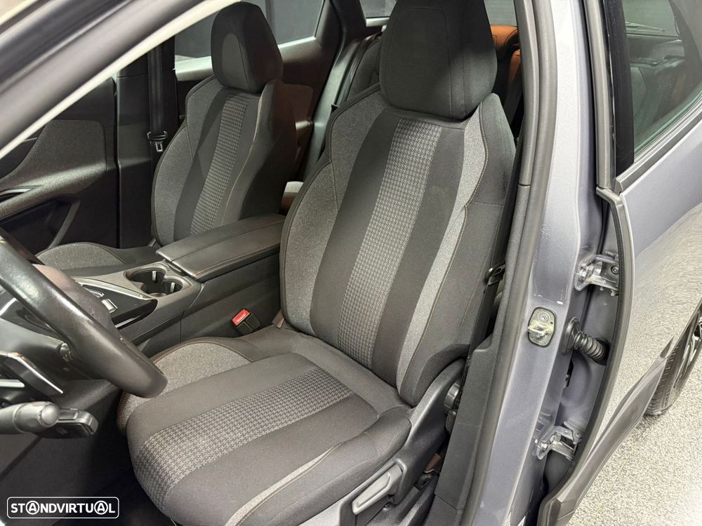 Peugeot 3008 1.5 BlueHDi Allure EAT8 - 10