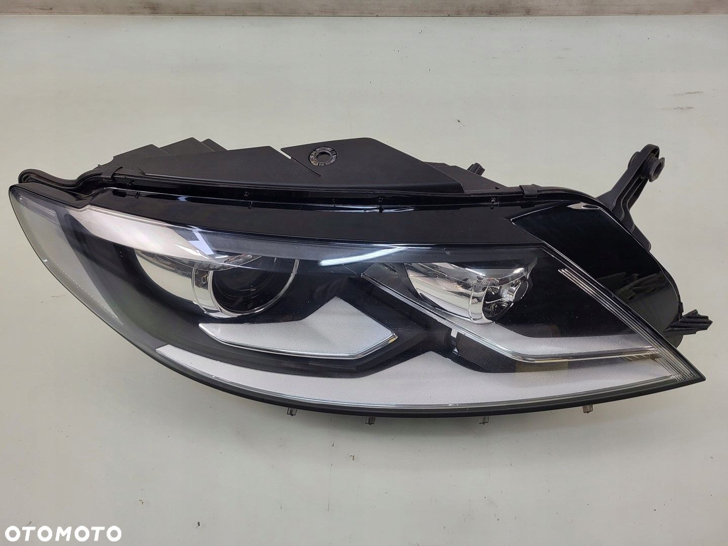 VW PASSAT CC B7 LIFT LAMPA XENON PRZETWORNICA PRAWY PRZÓD UK - 1