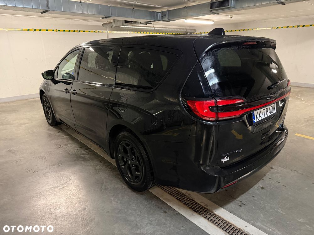 Chrysler Pacifica - 9