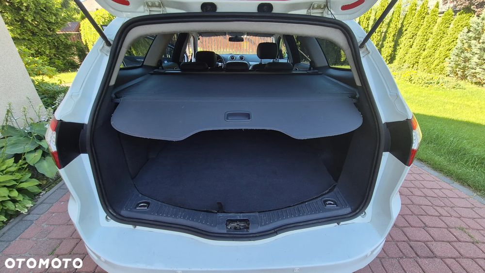 Ford Mondeo 2.0 Viva Trend - 29