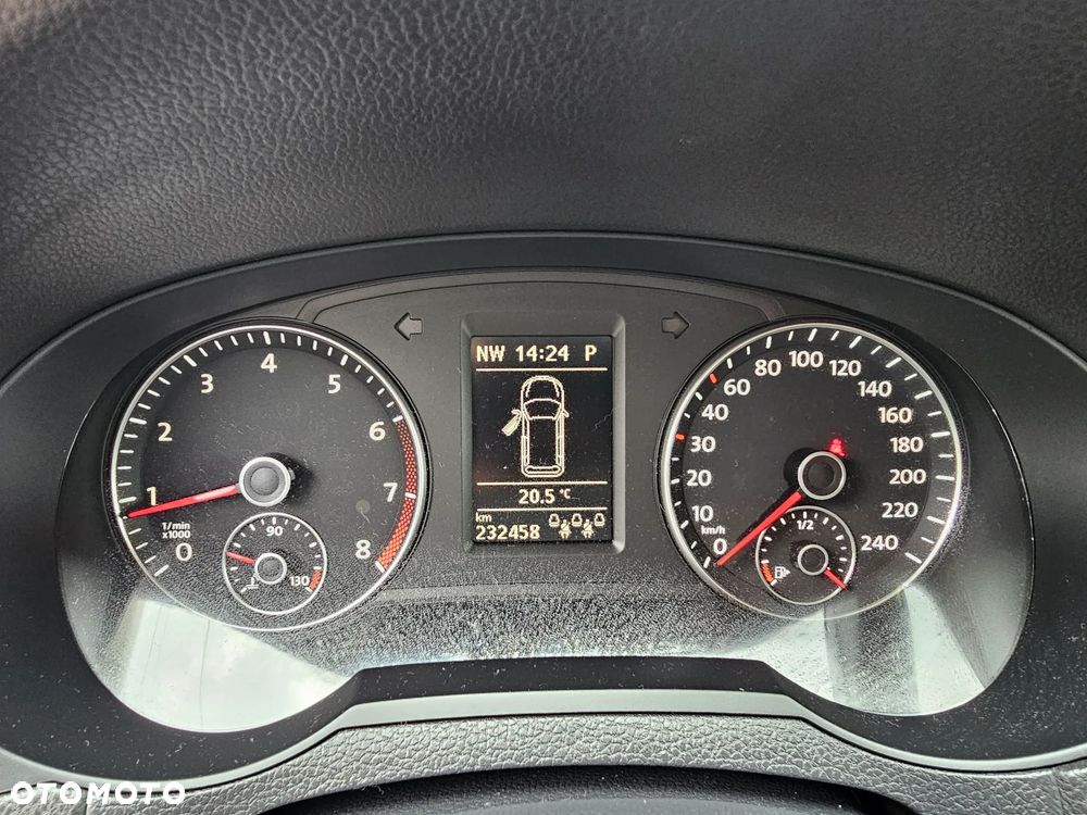 Volkswagen Sharan 1.4 TSI BMT Comfortline DSG - 27