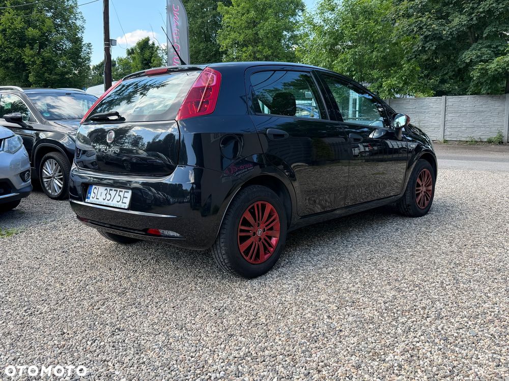 Fiat Grande Punto 1.2 8V - 6