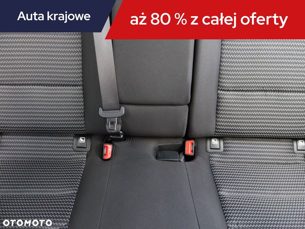 Kia Ceed - 12