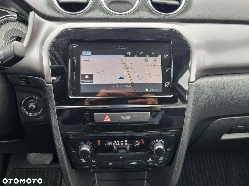Suzuki Vitara 1.4 Boosterjet Hybrid Automatik Comfort - 21