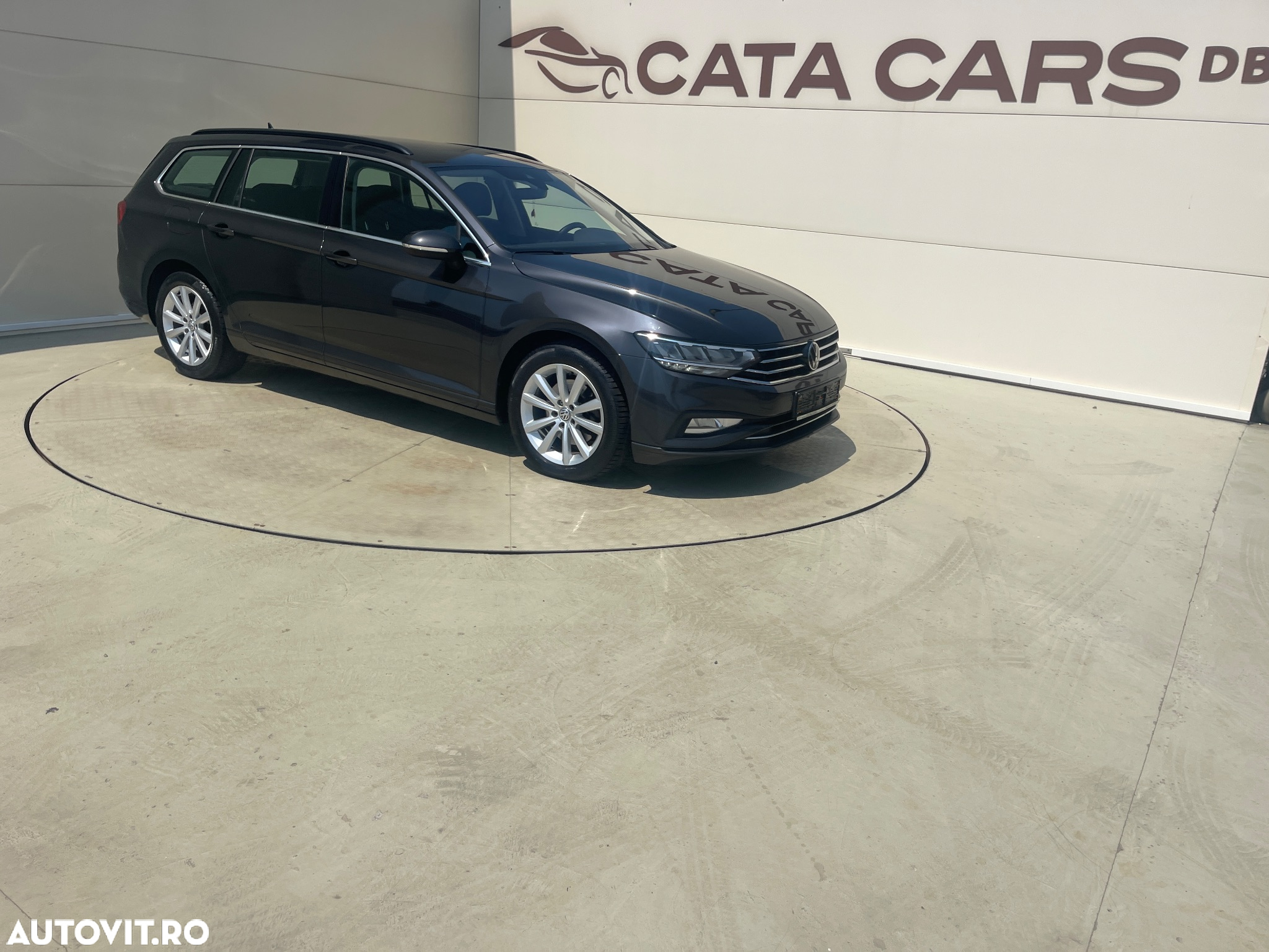 Volkswagen Passat - 21