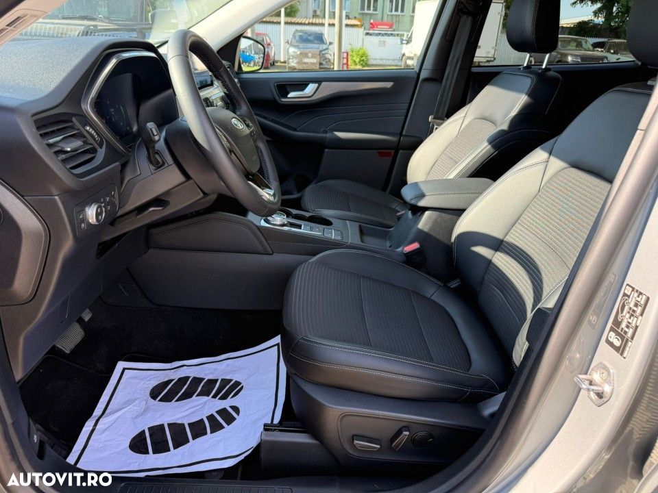 Ford Kuga 2.5 Duratec PHEV Titanium - 29