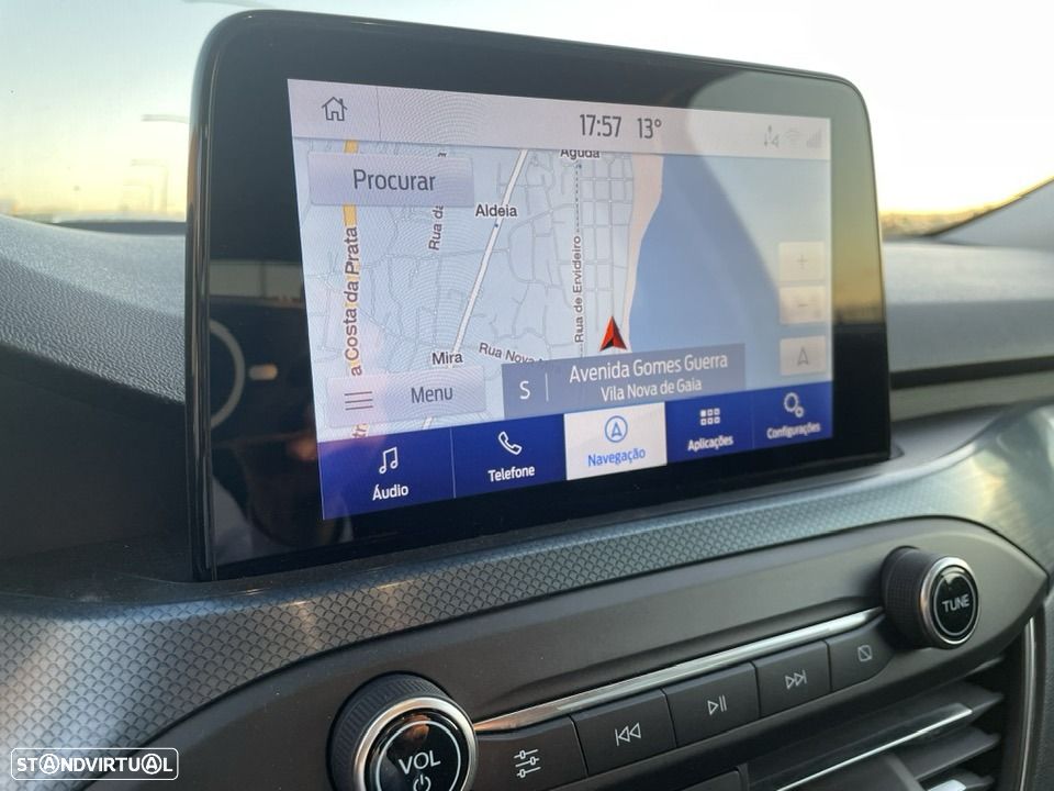 Ford Focus 1.0 EcoBoost Hybrid ACTIVE X - 17