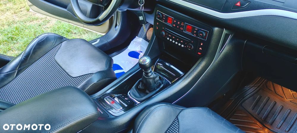 Citroën C5 HDi 135 FAP Exclusive - 25