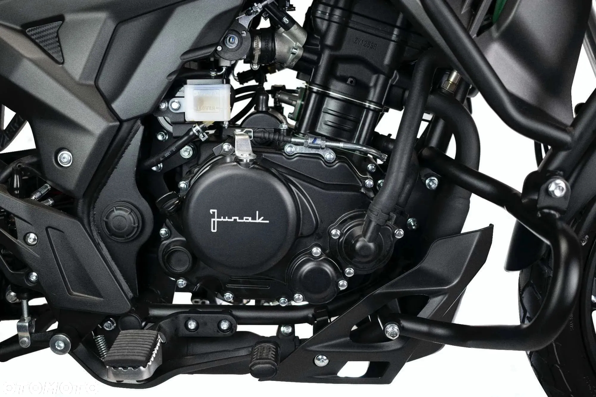 Junak RX One - 3