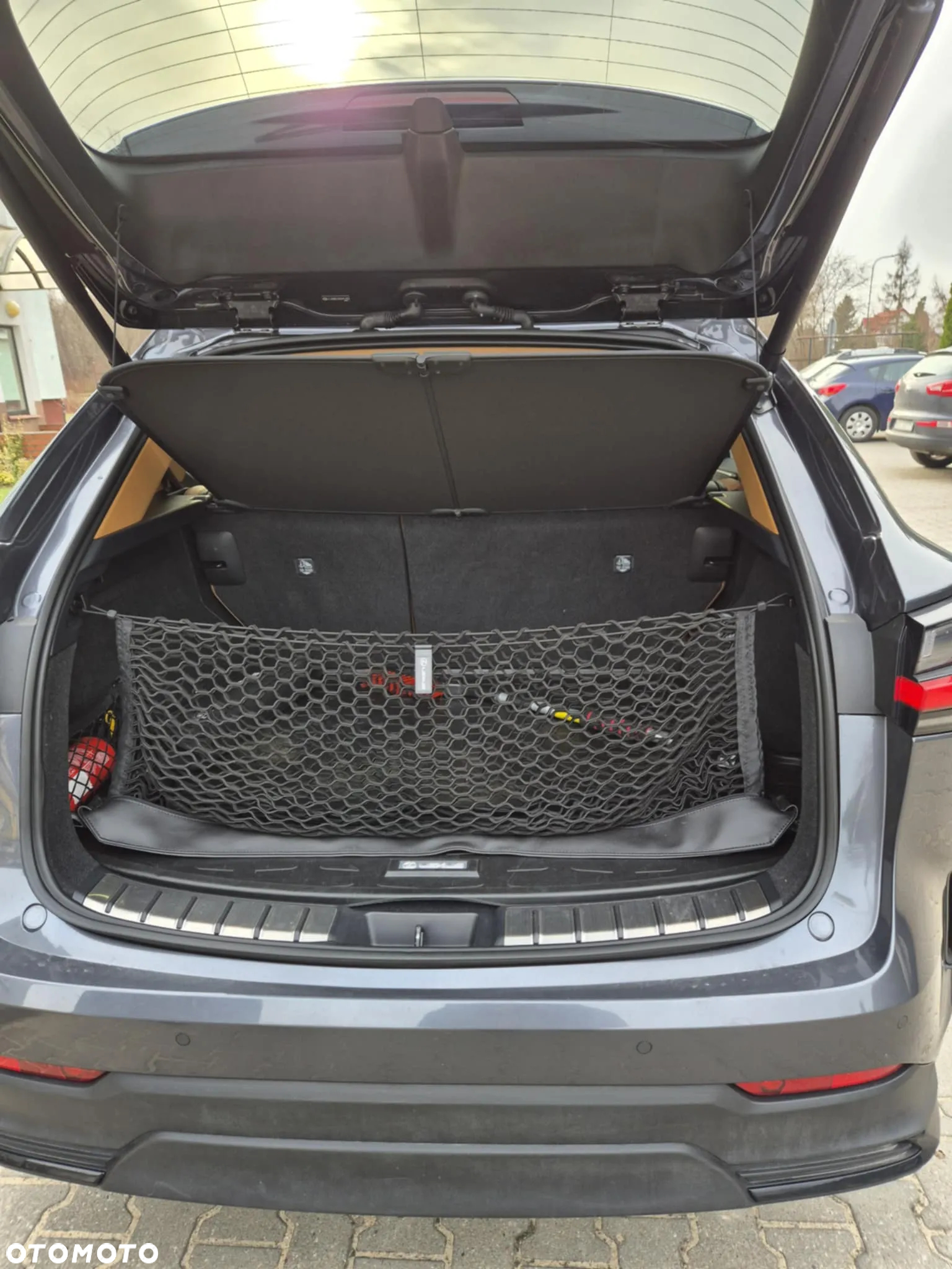 Lexus NX - 4