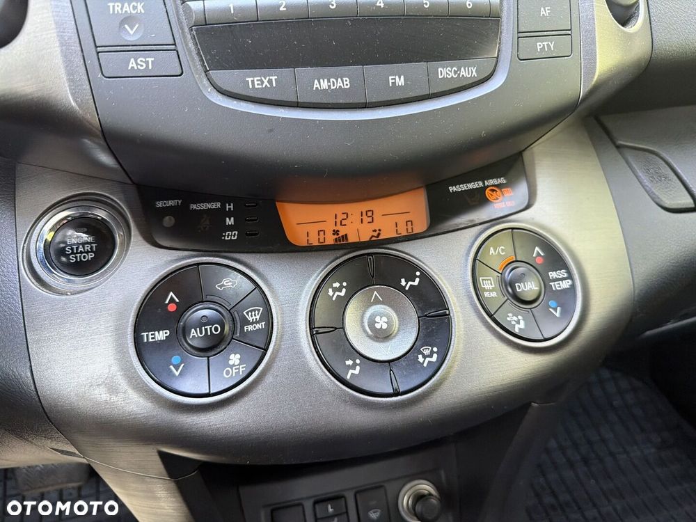 Toyota RAV4 2.0 VVT-i Prestige MS - 12