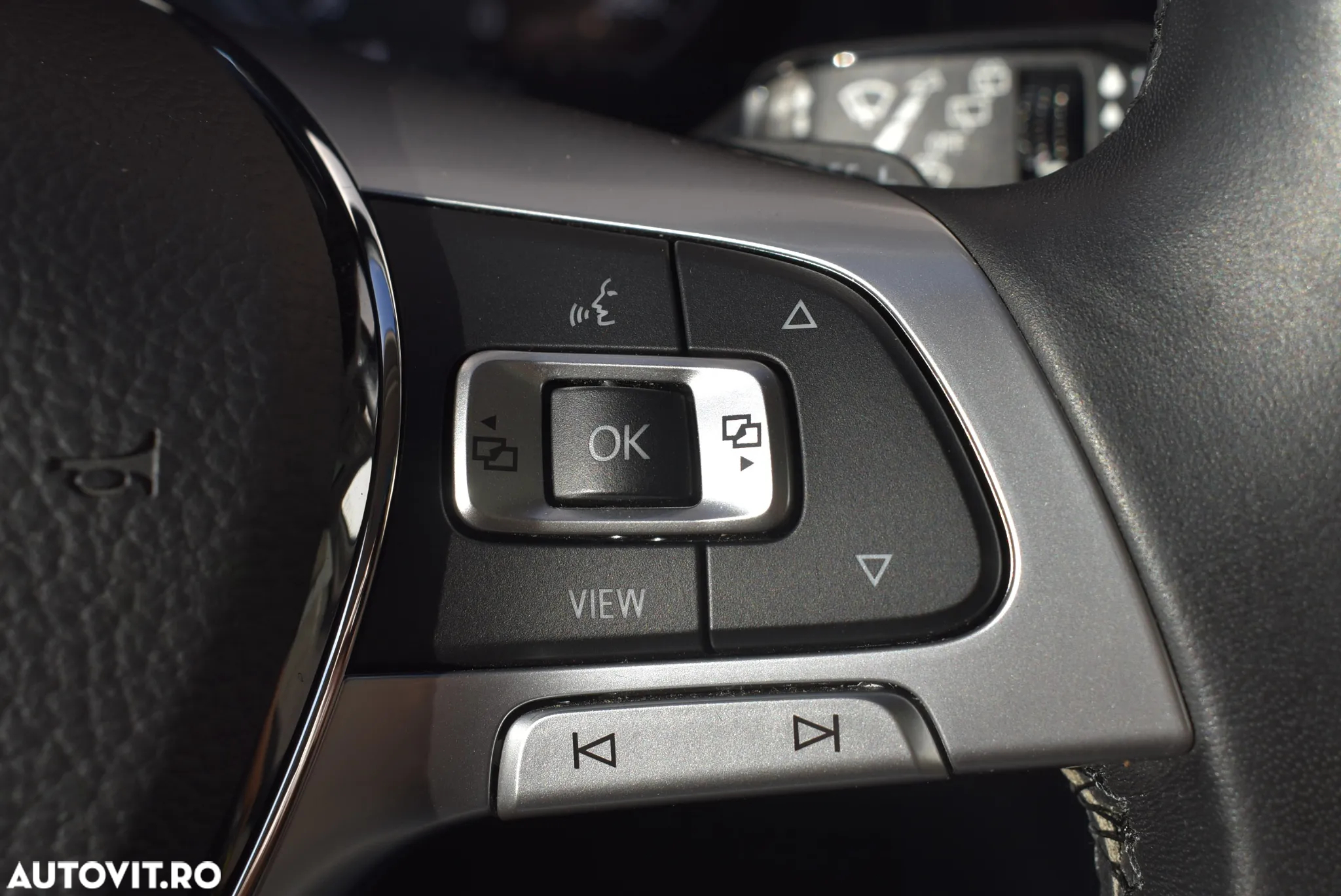 Volkswagen Touareg V6 TDI 4MOTION Elegance - 17