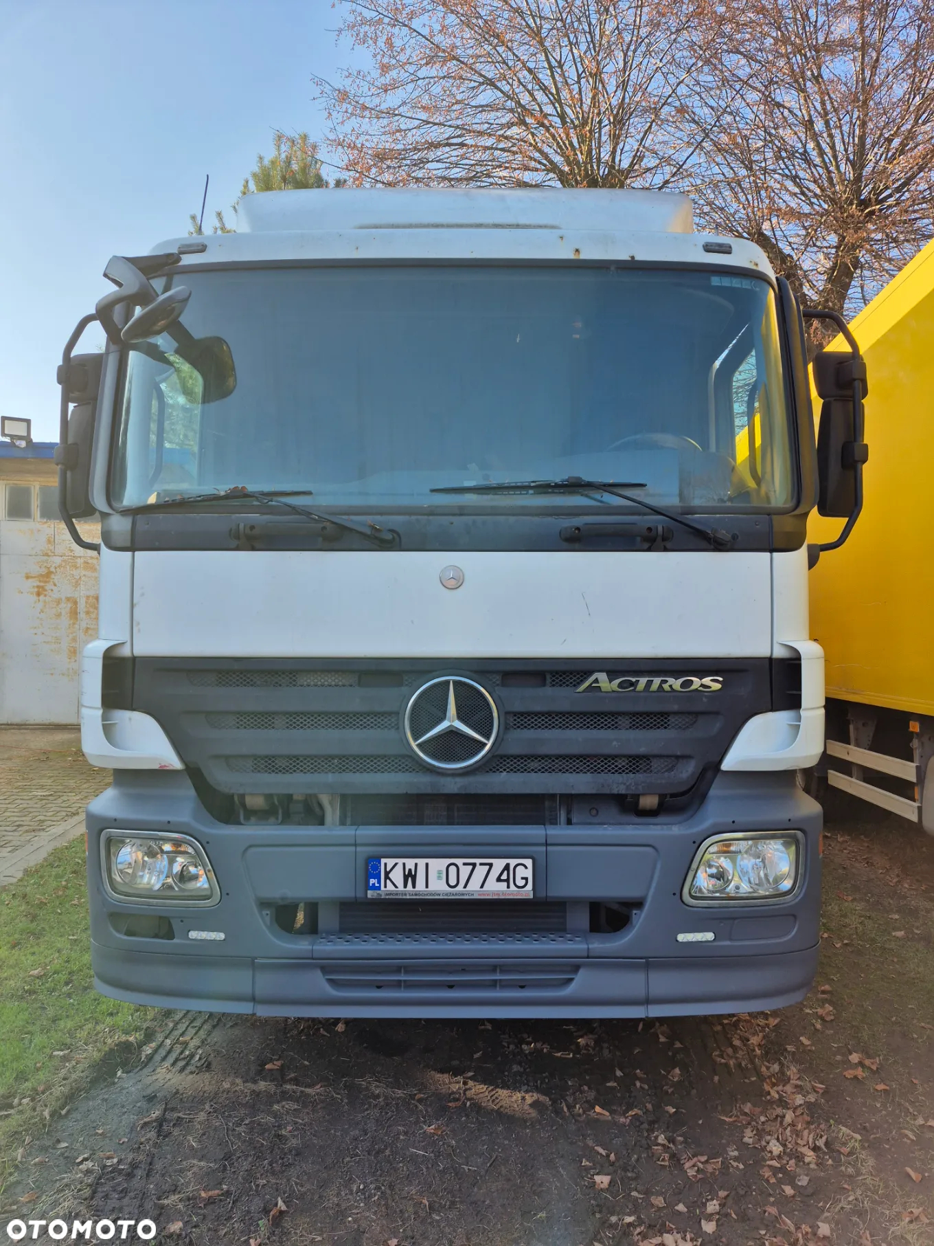 Mercedes-Benz Actros - 3