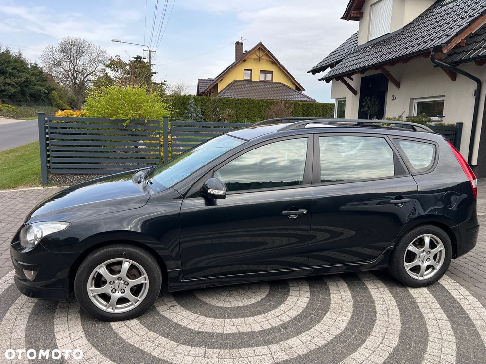 Hyundai i30 1.6 CRDi Comfort EU5 - 8