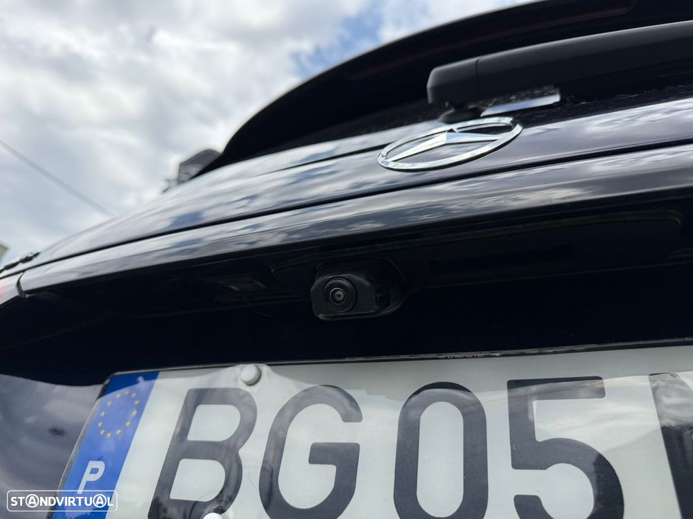 Mercedes-Benz GLC 300 e 4Matic - 11