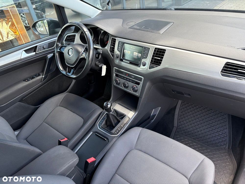 Volkswagen Golf 1.2 TSI BMT Trendline - 17