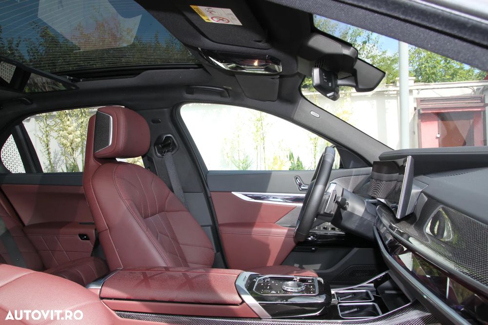 BMW Seria 7 - 10
