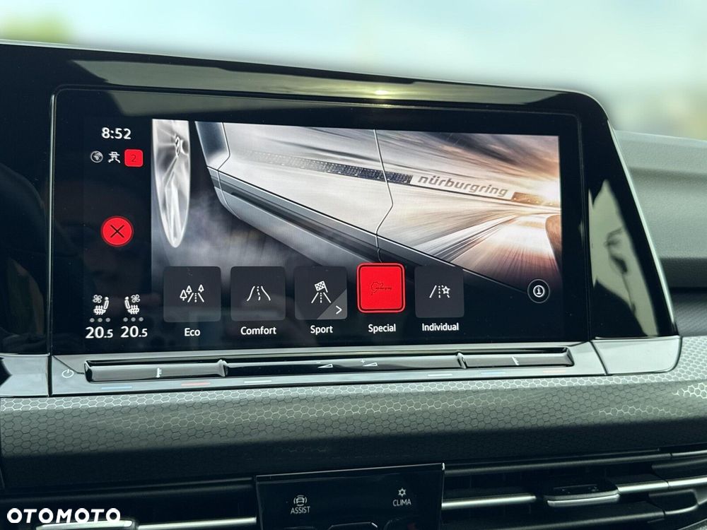 Volkswagen Golf - 25