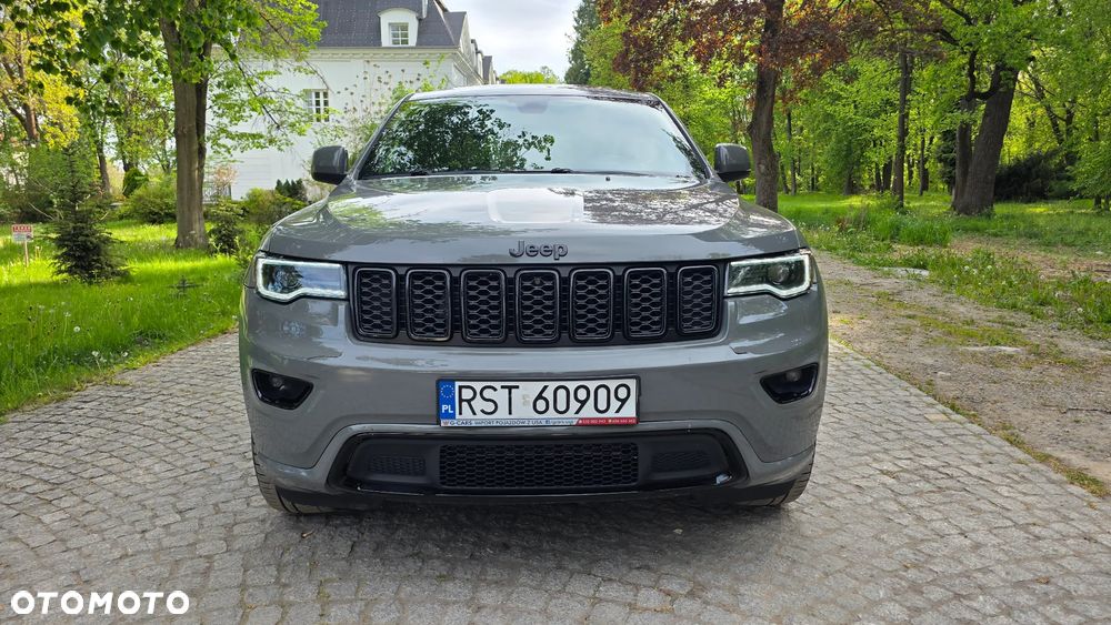 Jeep Grand Cherokee - 9
