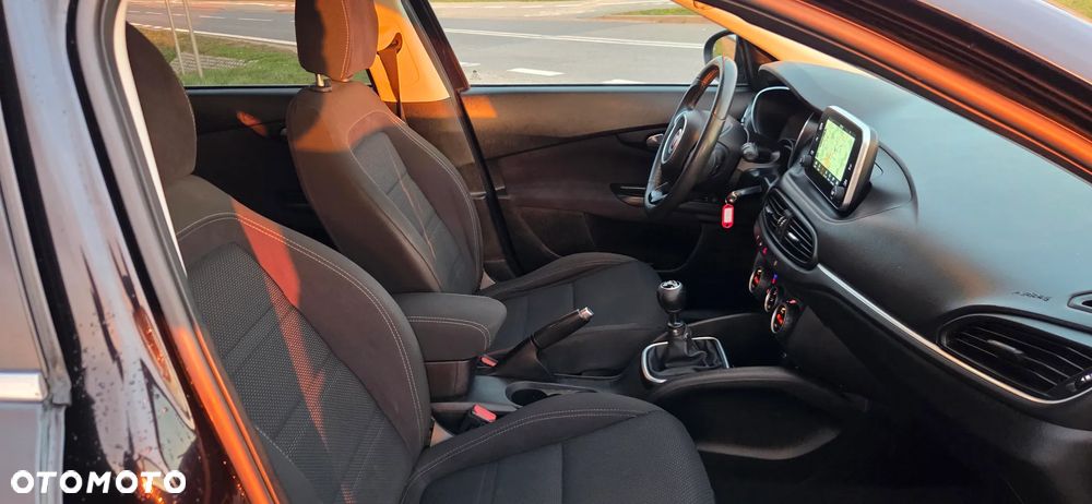 Fiat Tipo 1.4 T-Jet Lounge - 9